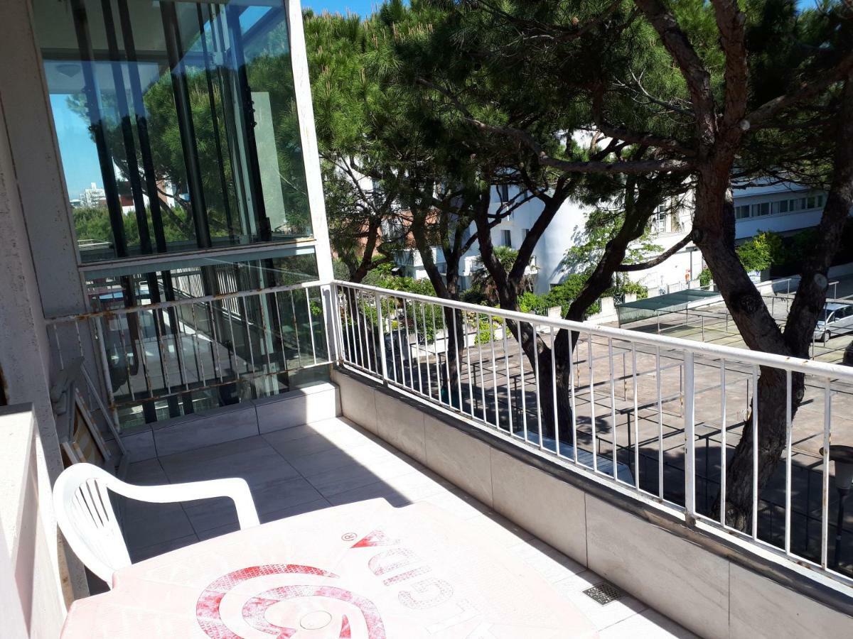 Hotel Villa Dina ليدو دي يسولو المظهر الخارجي الصورة